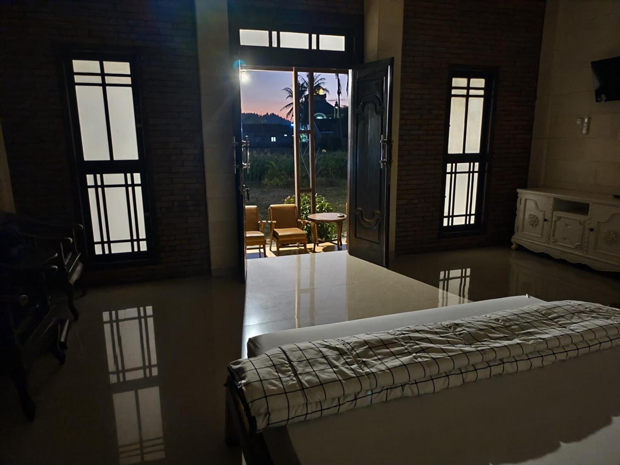Lotus 2 Guest House 마겔랑 외부 사진