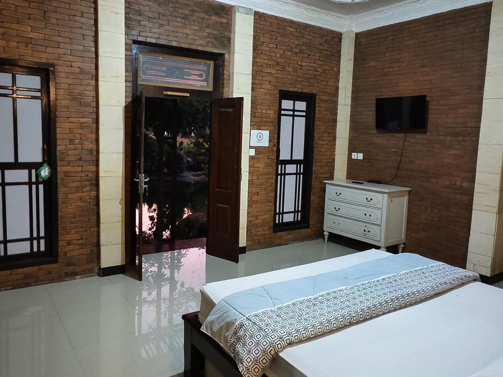Lotus 2 Guest House 마겔랑 외부 사진