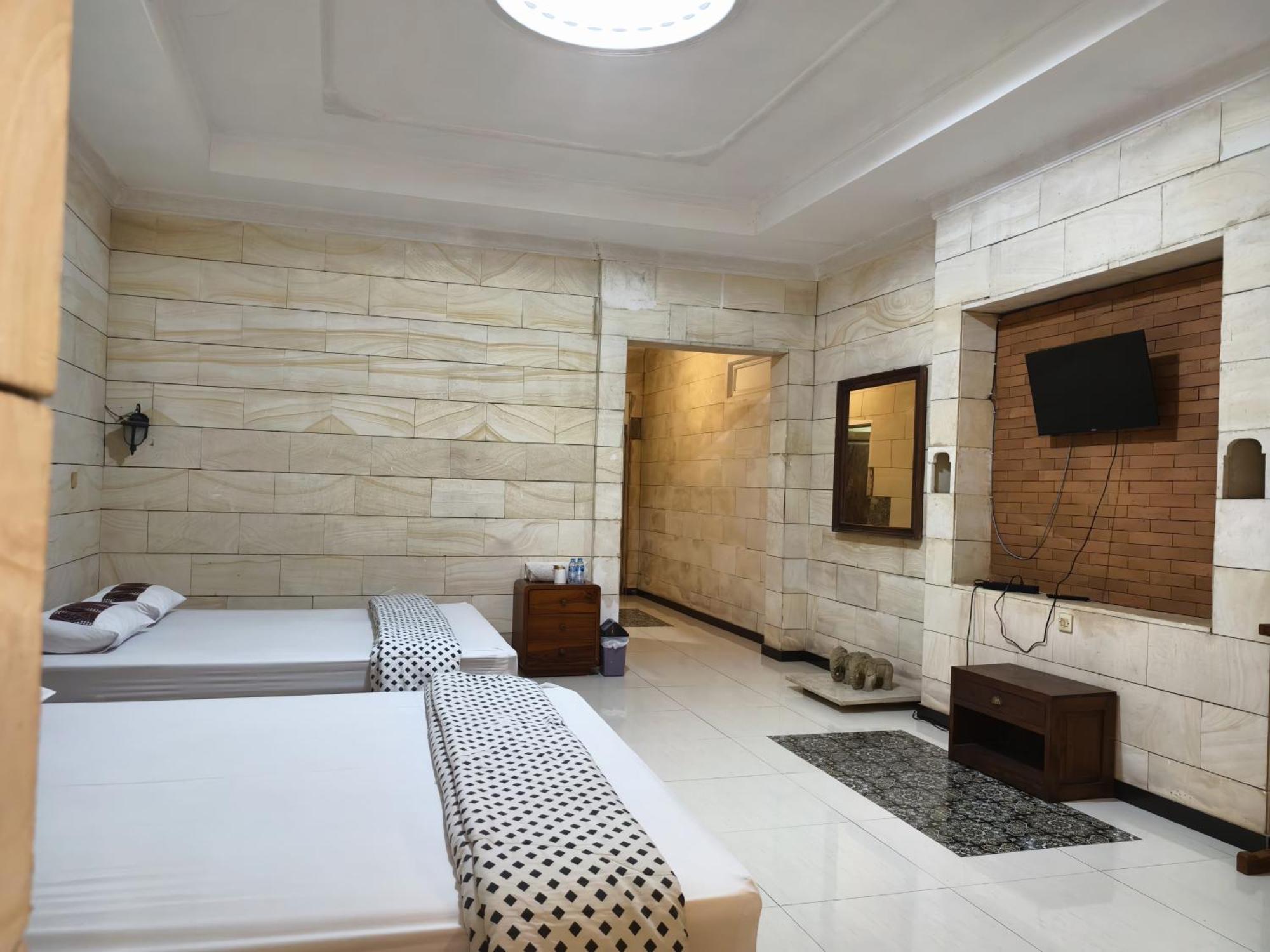 Lotus 2 Guest House 마겔랑 외부 사진